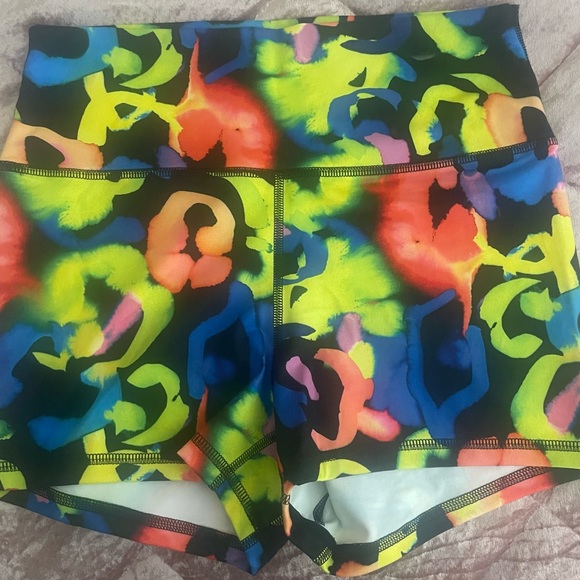 Fleo high contour shorts size Large ( Selling each pair for $20) - Picture 5 of 12